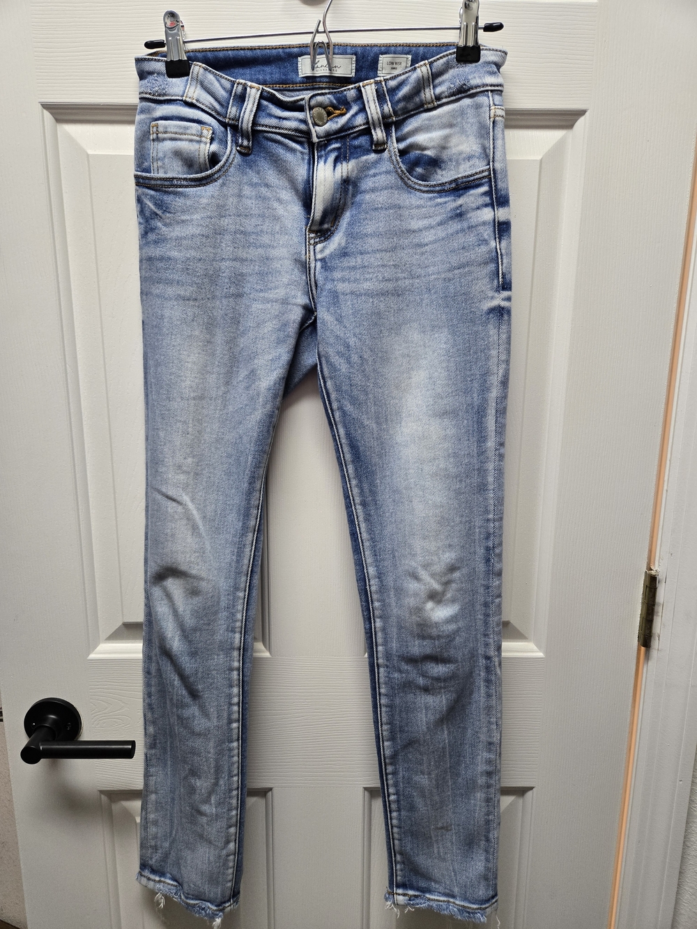 Women's KanCan Light Blue Washed Low Rise Ankle Jeans